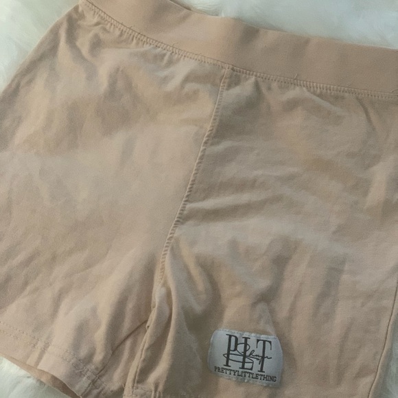 Two piece set - Picture 4 of 6